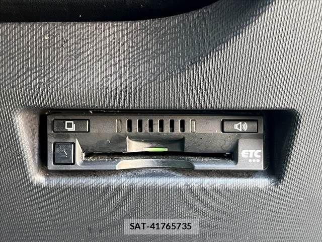 Toyota AQUA 2018-04 7452875-6