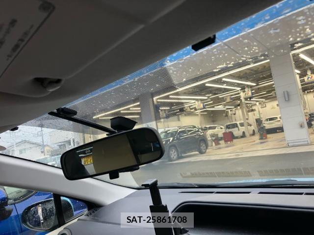 Toyota AQUA 2014-05 7452927-16