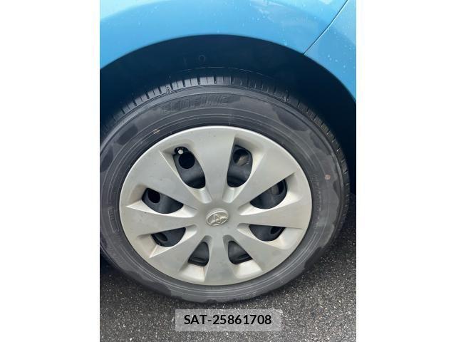 Toyota AQUA 2014-05 7452927-8