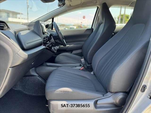 Toyota AQUA 2023-04 7452861-16