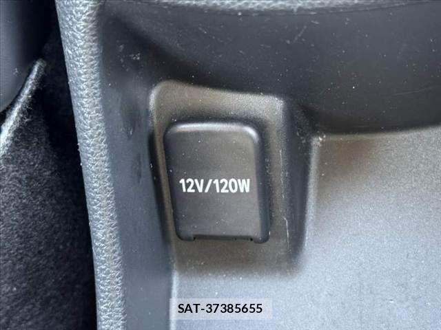 Toyota AQUA 2023-04 7452861-28