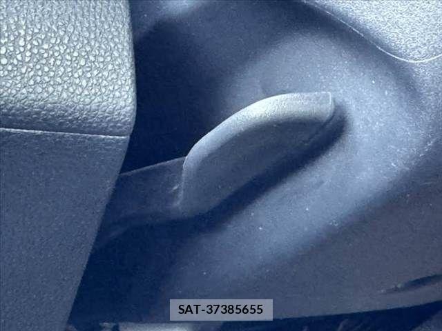 Toyota AQUA 2023-04 7452861-29