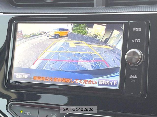 Toyota AQUA 2017-09 7452874-3