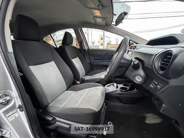 Toyota AQUA 2013-07 7452913-15