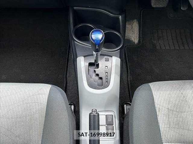 Toyota AQUA 2013-07 7452913-21