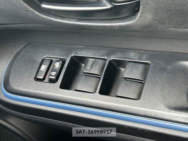 Toyota AQUA 2013-07 7452913-25