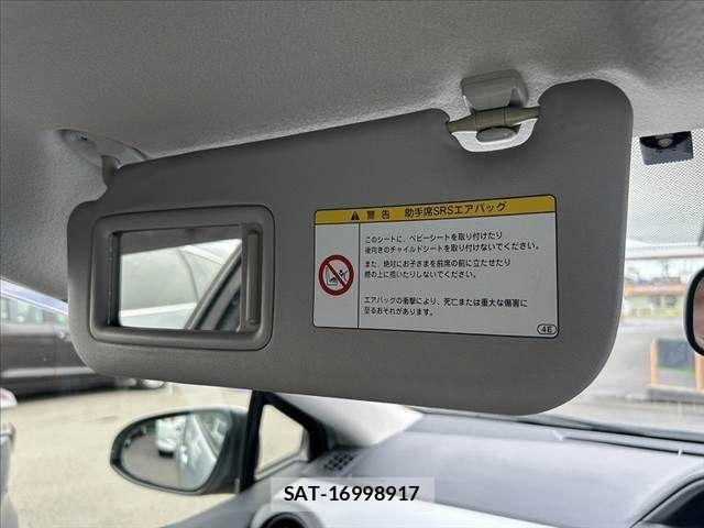 Toyota AQUA 2013-07 7452913-26