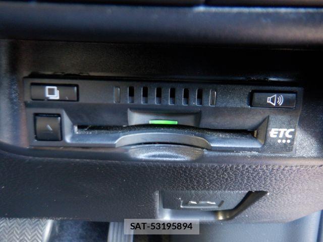 Toyota AQUA 2023-06 7452848-5