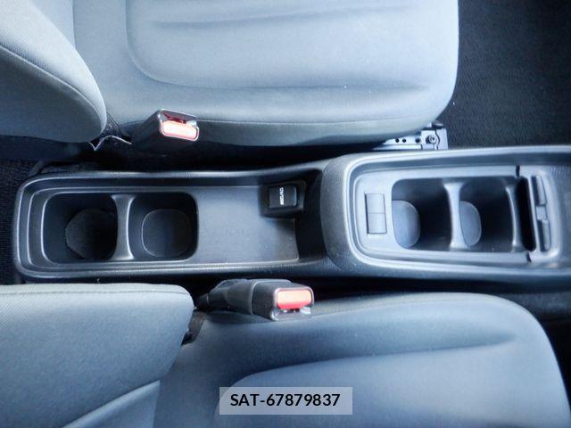 Toyota AQUA 2023-06 7452852-13