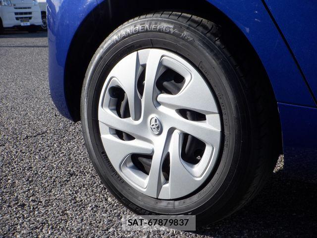 Toyota AQUA 2023-06 7452852-14