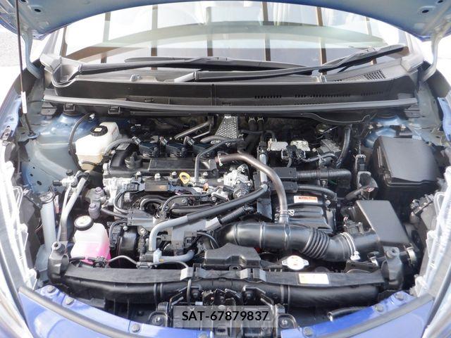 Toyota AQUA 2023-06 7452852-3