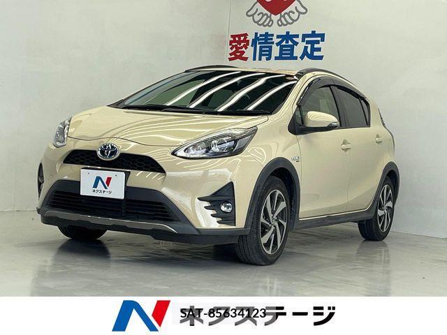 Toyota AQUA 2018-02 7452854-0