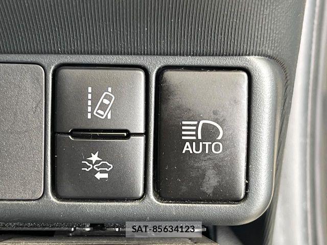 Toyota AQUA 2018-02 7452854-2