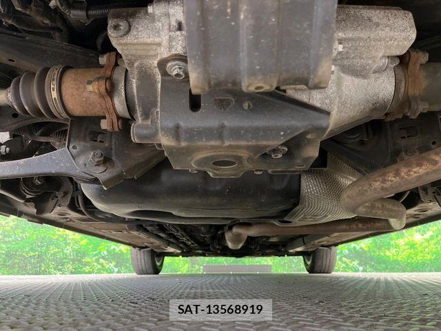 Toyota AQUA 2023-05 7452832-18
