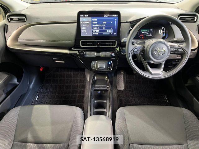 Toyota AQUA 2023-05 7452832-1