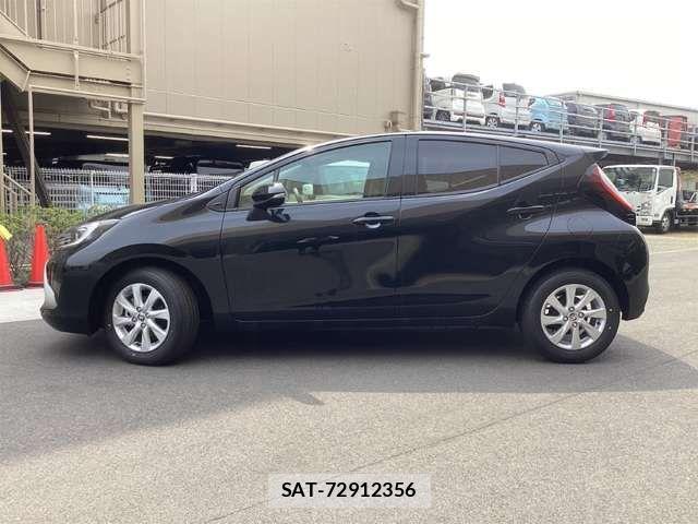 Toyota AQUA 2025-04 7452824-15