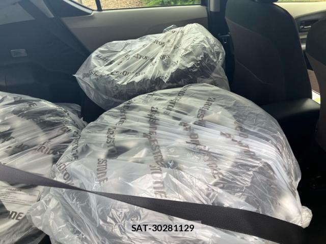 Toyota AQUA 2013-12 7452905-9