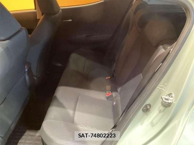 Toyota AQUA 2022-01 7452837-19