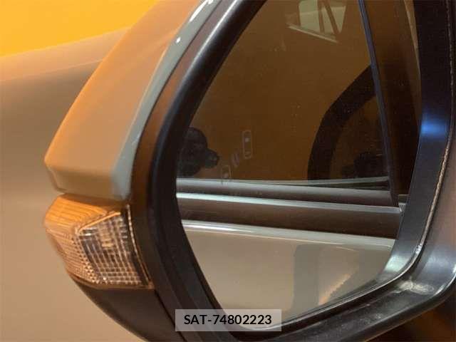 Toyota AQUA 2022-01 7452837-4