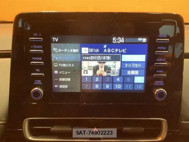 Toyota AQUA 2022-01 7452837-5