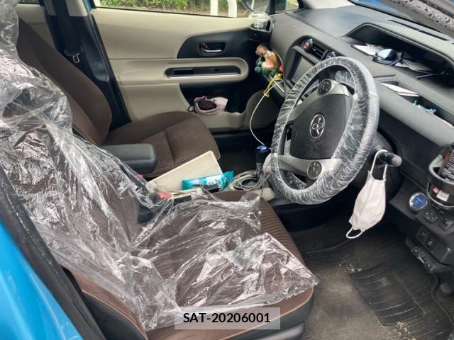 Toyota AQUA 2014-01 7452921-14
