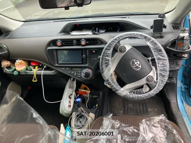 Toyota AQUA 2014-01 7452921-16
