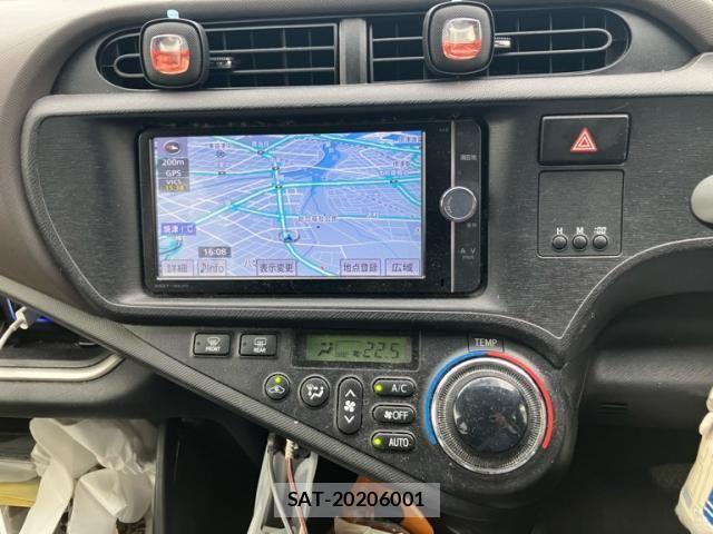 Toyota AQUA 2014-01 7452921-23