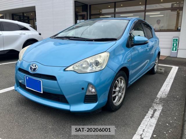 Toyota AQUA 2014-01 7452921-2