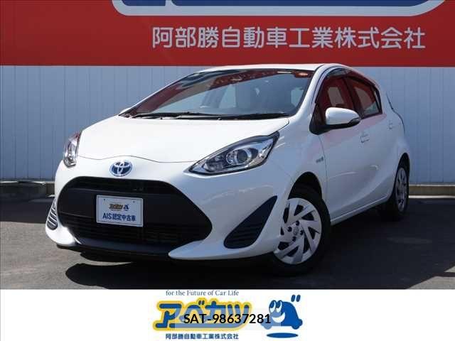 Toyota AQUA 2018-03 7452876-0
