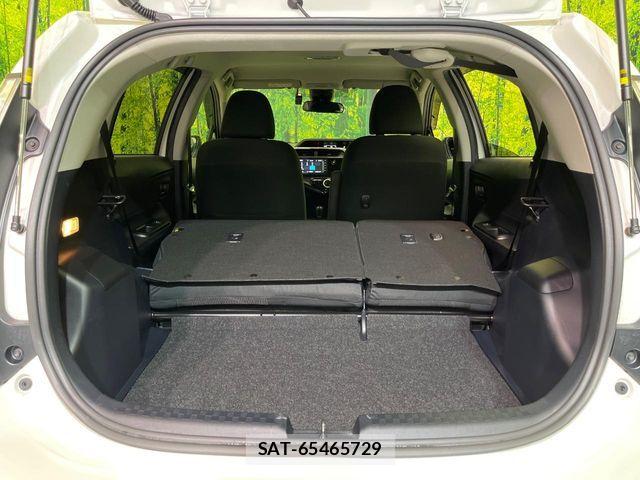 Toyota AQUA 2018-12 7452855-10