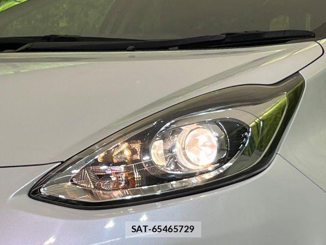 Toyota AQUA 2018-12 7452855-11