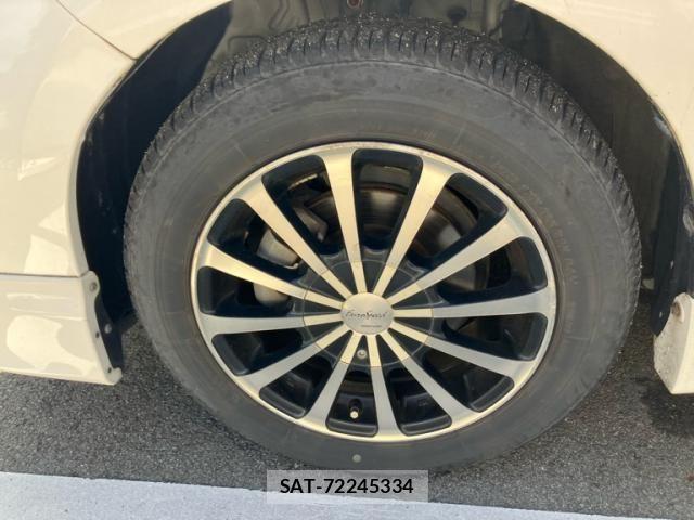 Toyota AQUA 2012-03 7452916-10