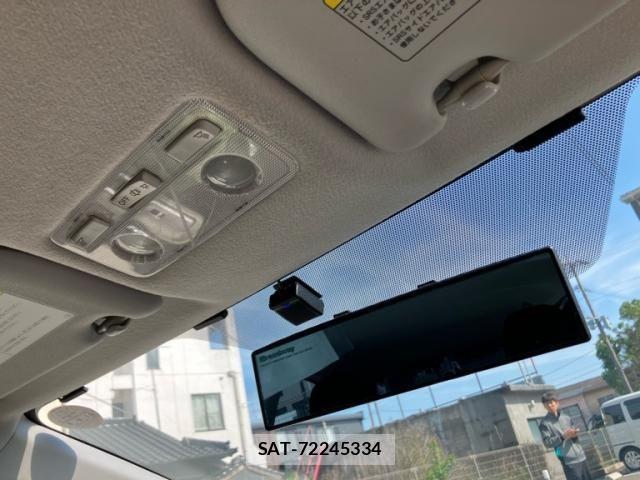 Toyota AQUA 2012-03 7452916-20