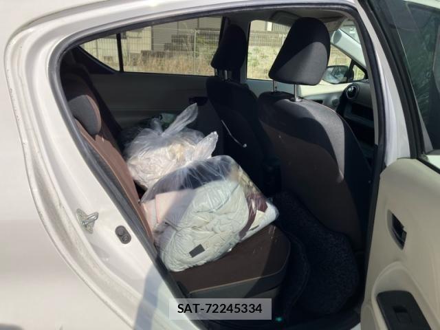 Toyota AQUA 2012-03 7452916-24