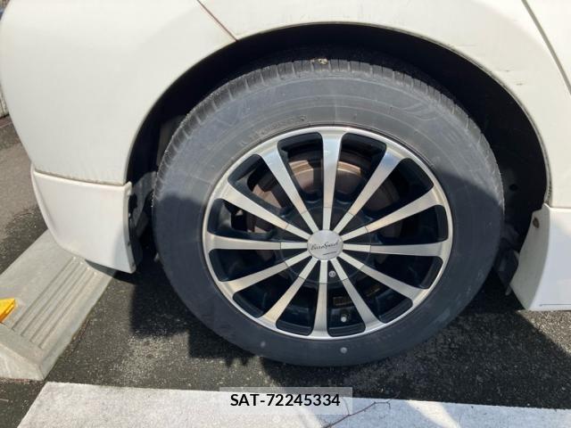 Toyota AQUA 2012-03 7452916-6