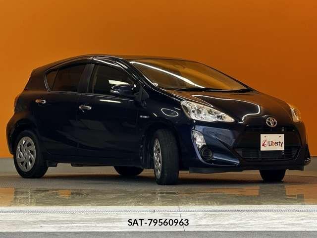 Toyota AQUA 2017-04 7452864-10