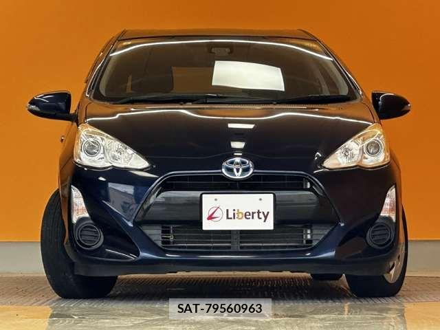 Toyota AQUA 2017-04 7452864-11