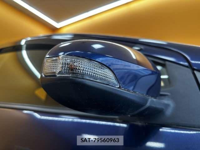 Toyota AQUA 2017-04 7452864-12