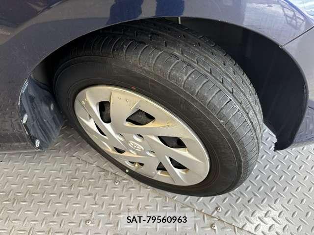 Toyota AQUA 2017-04 7452864-14