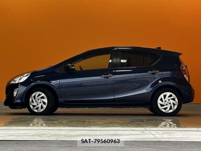 Toyota AQUA 2017-04 7452864-5