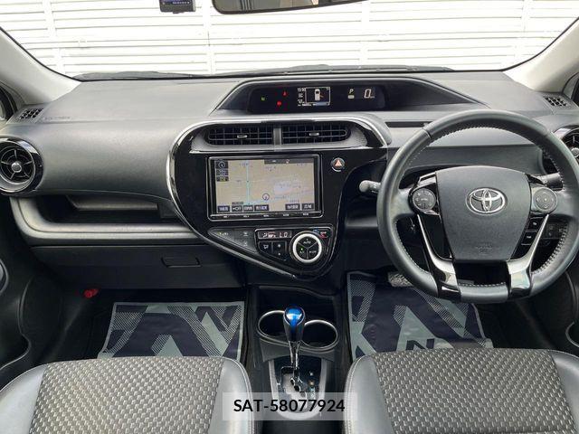 Toyota AQUA 2017-10 7508098-1
