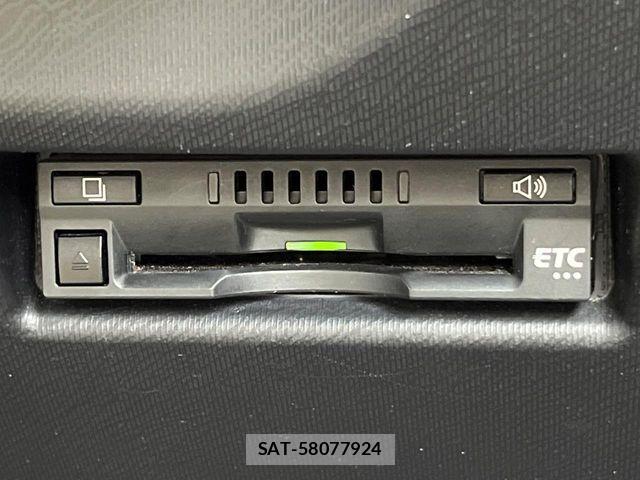 Toyota AQUA 2017-10 7508098-5