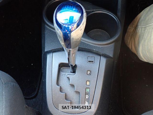 Toyota AQUA 2021-03 7508099-14