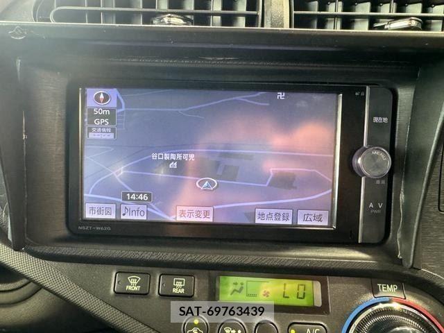 Toyota AQUA 2013-05 7499504-18