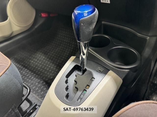 Toyota AQUA 2013-05 7499504-20