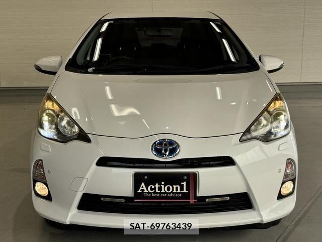 Toyota AQUA 2013-05 7499504-2