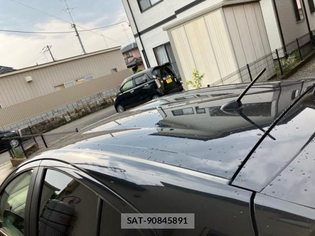 Toyota AQUA 2012-10 7499531-9