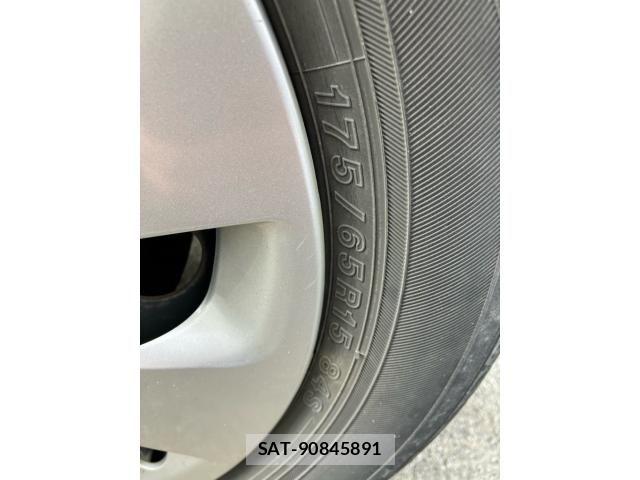 Toyota AQUA 2012-10 7499531-7