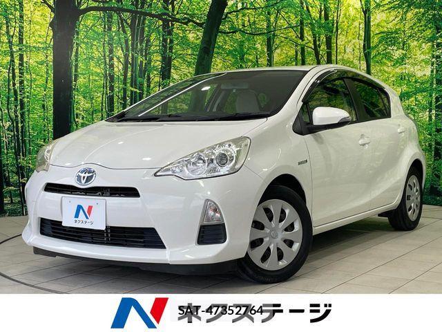 Toyota AQUA 2013-02 7499507-0