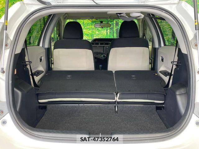 Toyota AQUA 2013-02 7499507-9